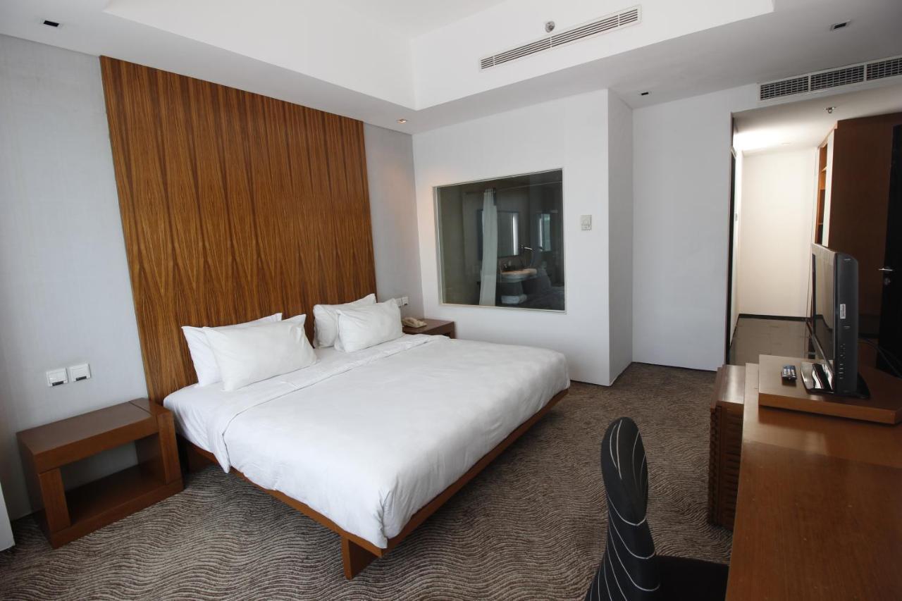 Novotel Balikpapan Esterno foto