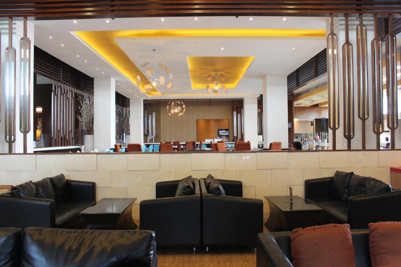 Novotel Balikpapan Esterno foto