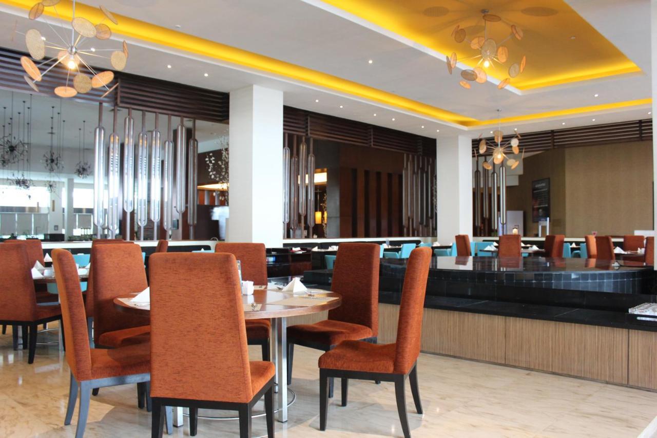 Novotel Balikpapan Esterno foto